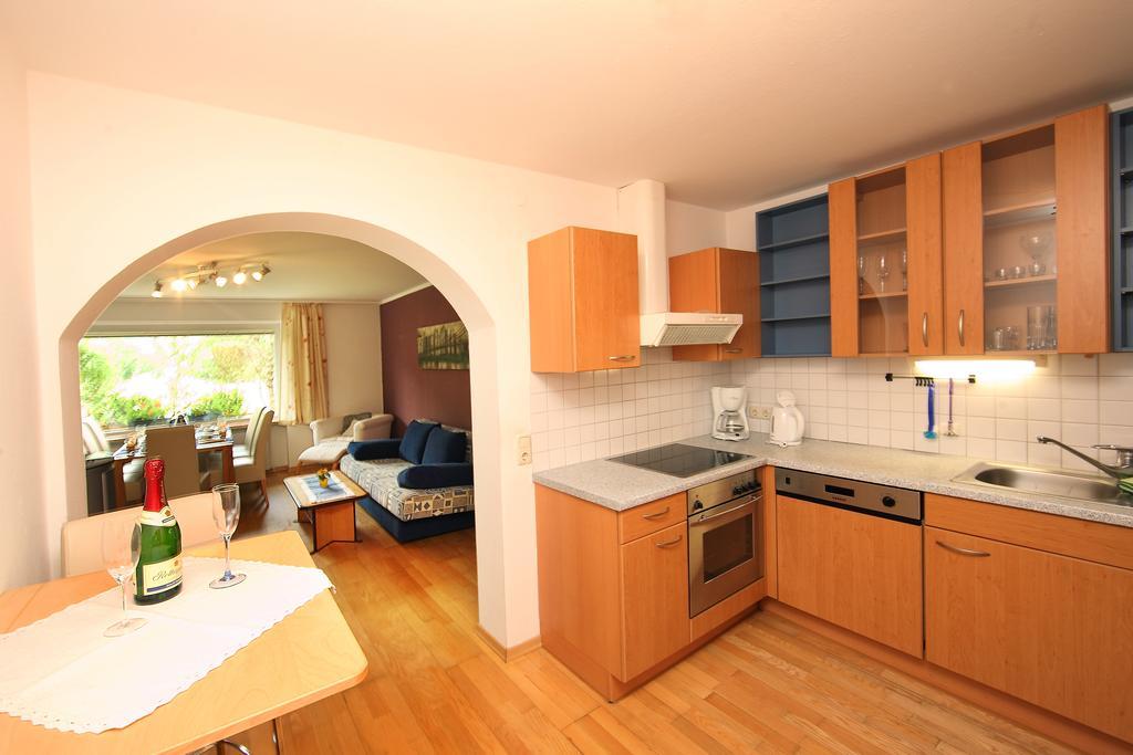 Landhaus Weiss Apartamento Maishofen Habitación foto