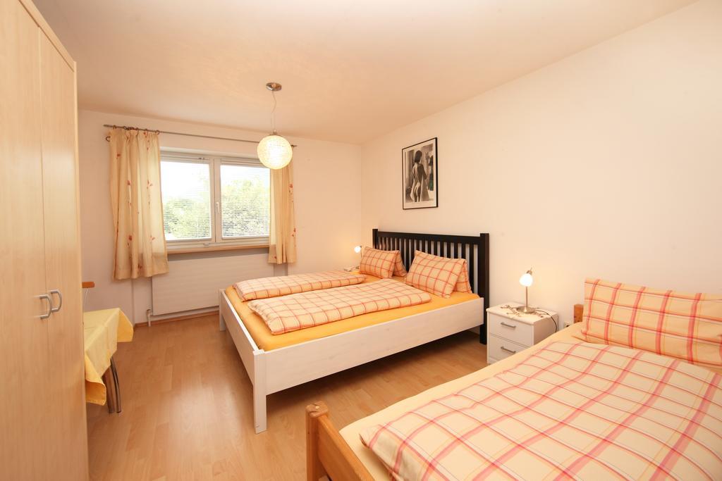 Landhaus Weiss Apartamento Maishofen Habitación foto